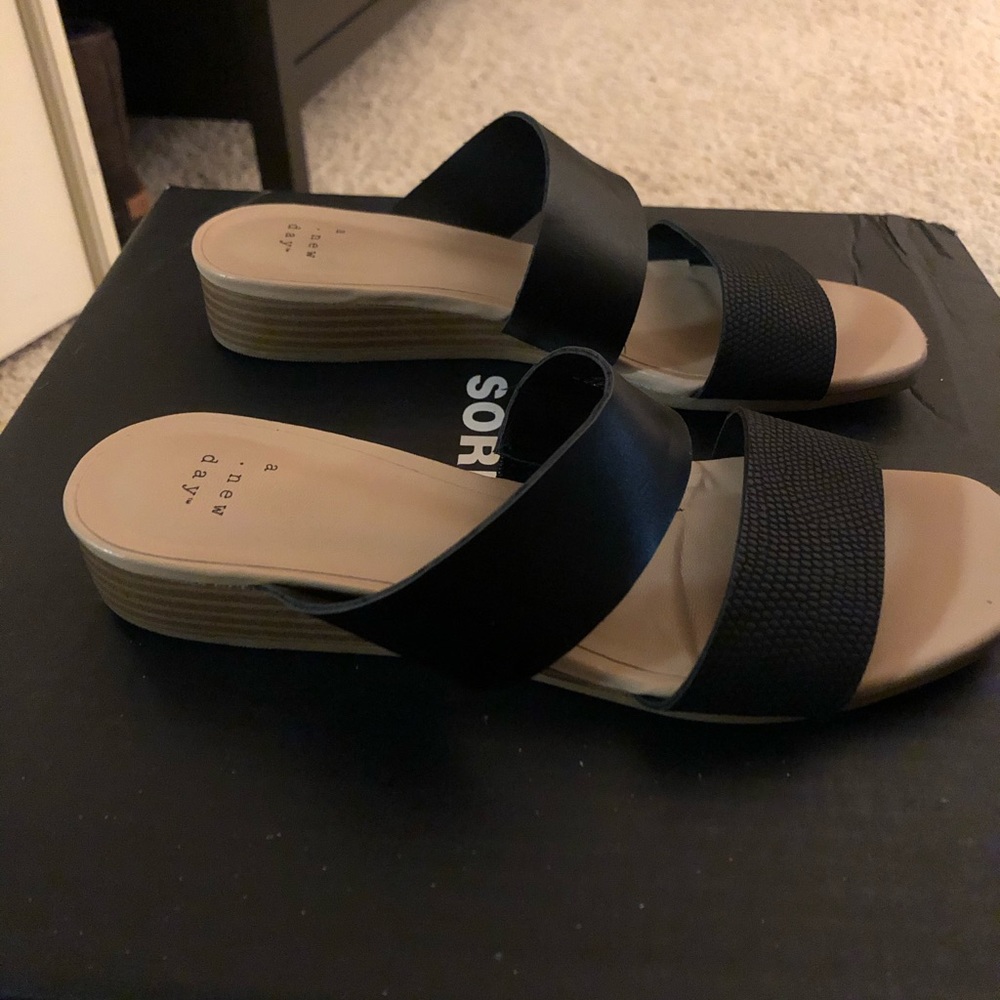 Wedge sandals